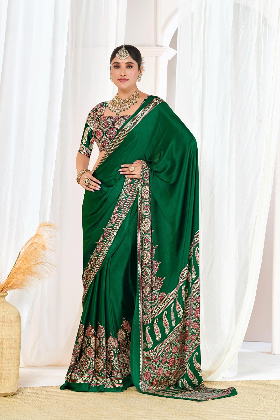 Designer Green Silk Blend Saree with Rich Printed Border & Unstitched Blouse