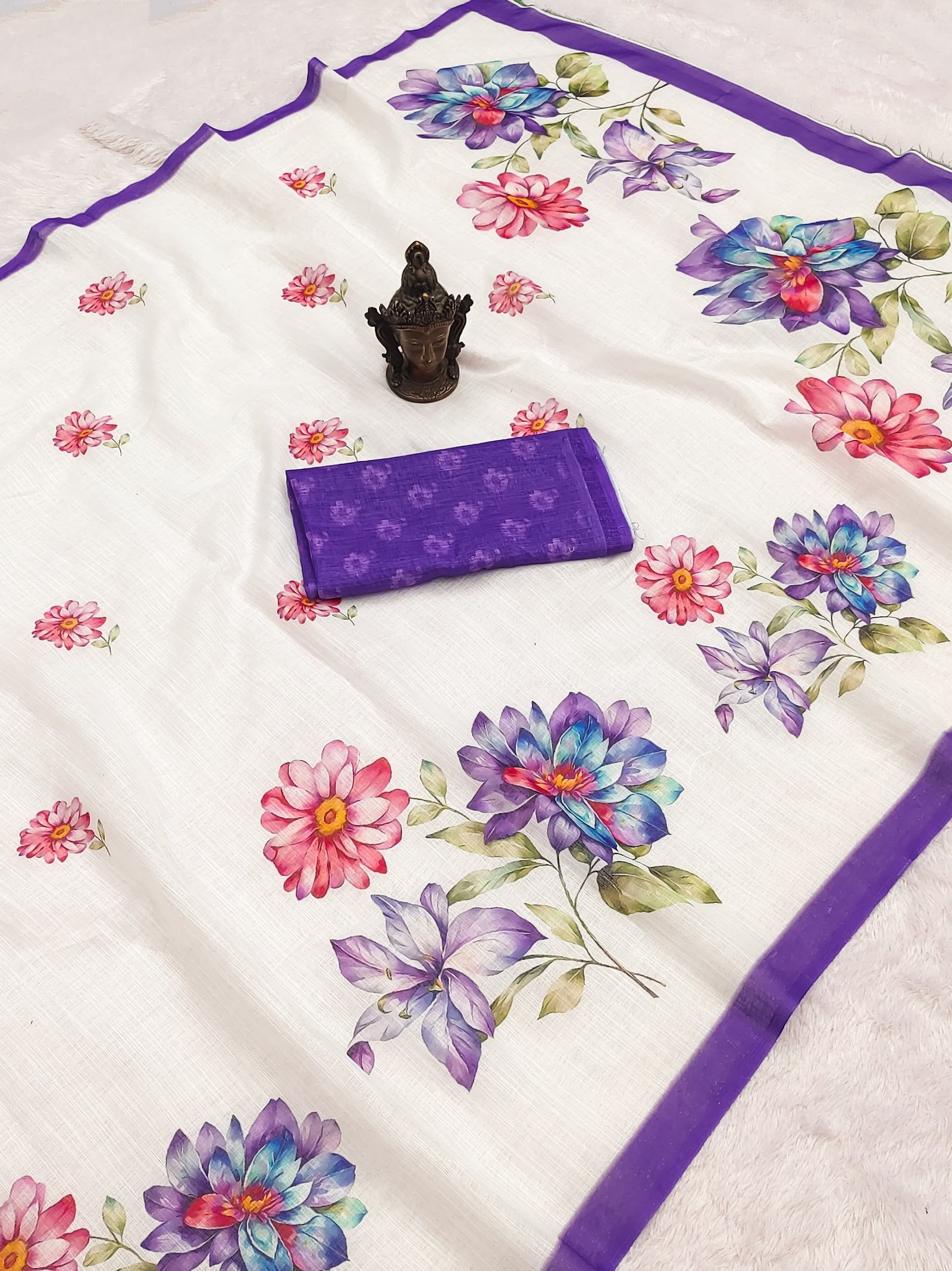 Purple Floral Printed Saree with Matching Blouse Piece